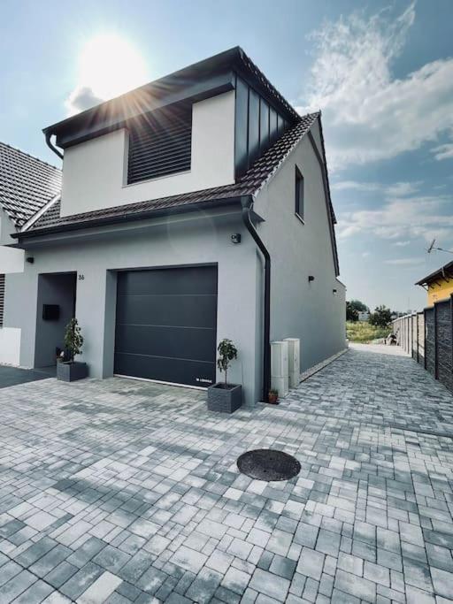 Apartman U Trati ميكولوف المظهر الخارجي الصورة