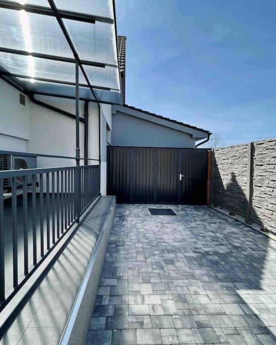 Apartman U Trati ميكولوف المظهر الخارجي الصورة